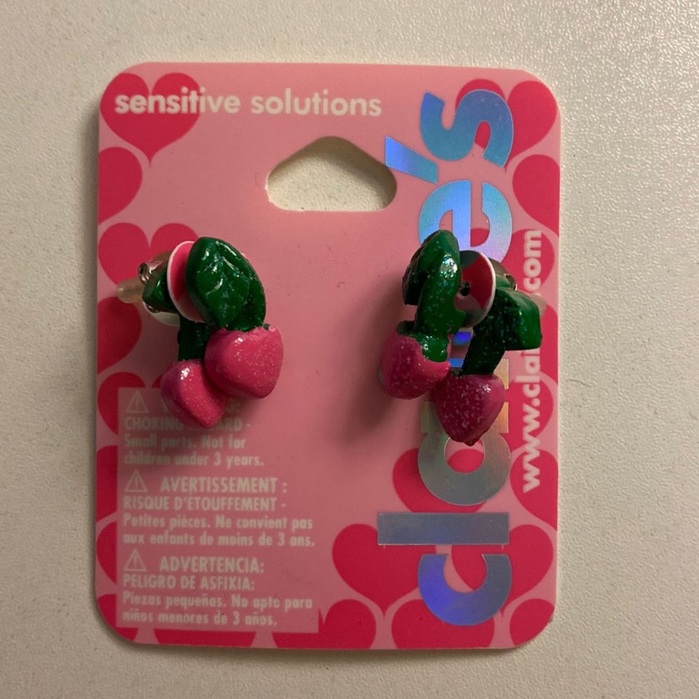 Claire’s cherry heart sensitive solutions earrings